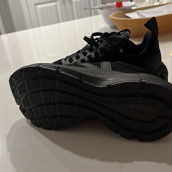 Ladies Veja Performance Runner/Rick Owens size 10. Bergdorf Goodman, Retail $290 - Picture 2 of 3